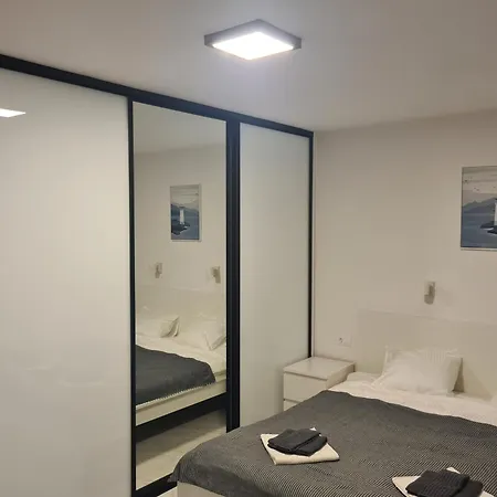 Apartamento Ivana 3 *