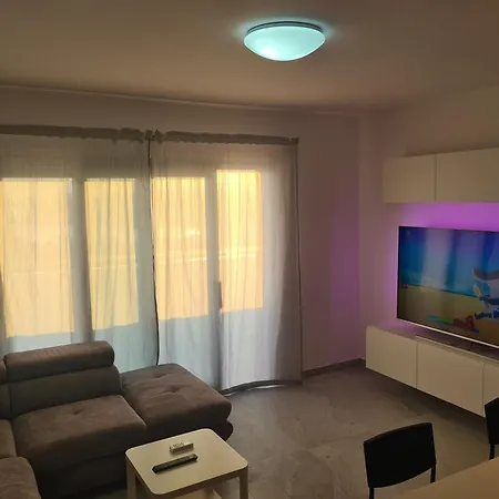 Ivana 3 * Podstrana